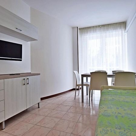 Condominio Luna 1 Lignano Sabbiadoro Buitenkant foto