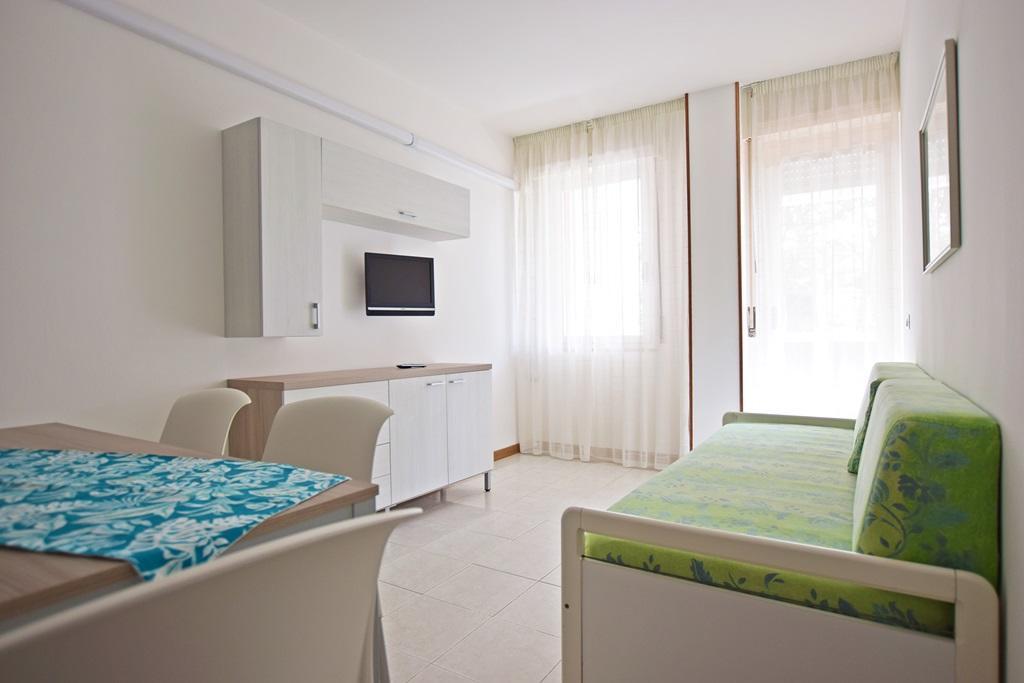 Condominio Luna 1 Lignano Sabbiadoro Buitenkant foto