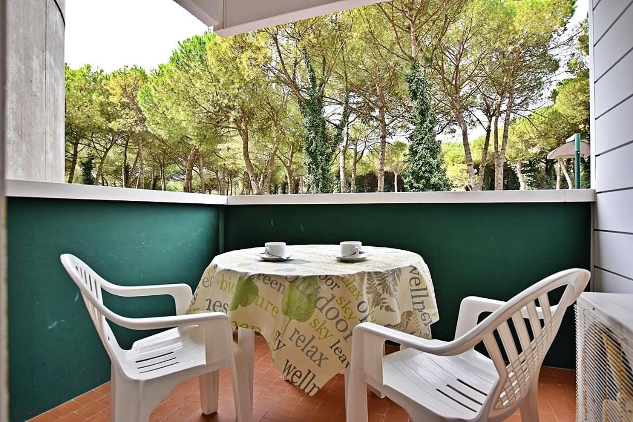 Condominio Luna 1 Lignano Sabbiadoro Buitenkant foto